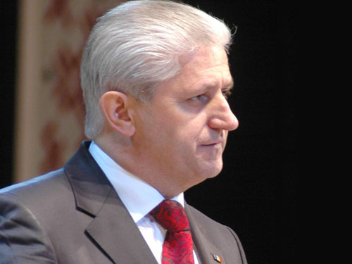 INTERVIU VALERIU COSARCIUC: ESTE SAU NU SECURITATEA ALIMENTARĂ ÎN PERICOL?