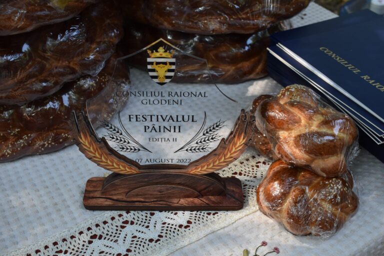 “FESTIVALUL PÂINII”, LA CEA DE-A II-A EDIȚIE LA GLODENI